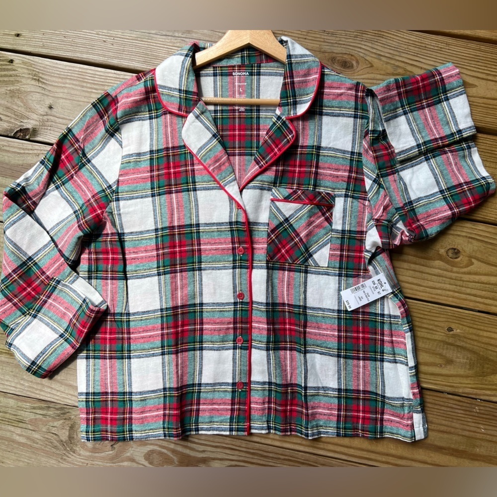 Women’s Sonoma Red and Green Plaid Pajama Button Down Top Large
